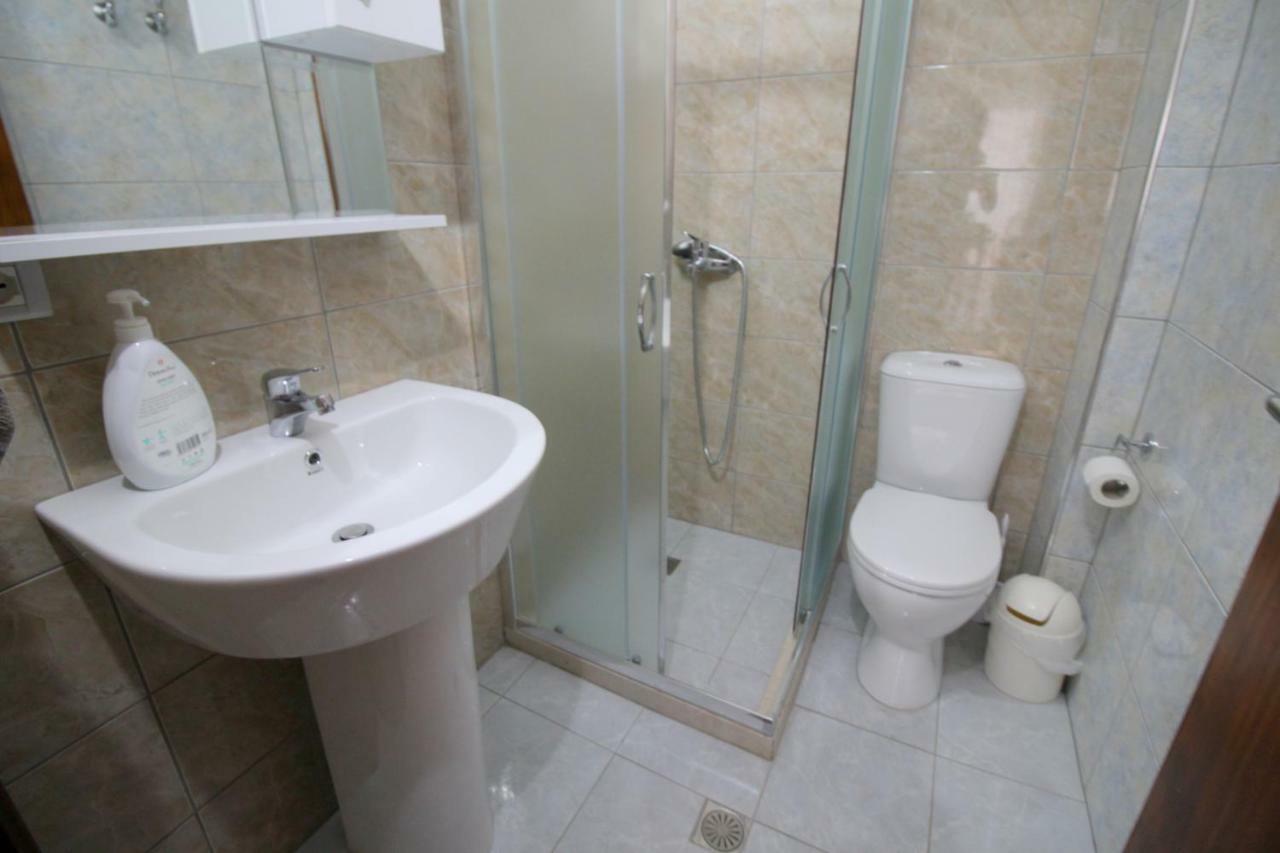 Gregor Apartments Σαράντα Εξωτερικό φωτογραφία